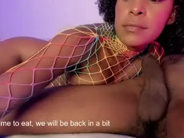 Chaturbate Live Sex Cam of wizycandy_1