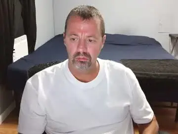 Chaturbate Free Live Porn of airbornelunsford39
