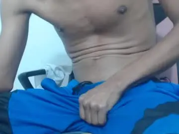 Chaturbate Nude Webcam of estebanbigcock23