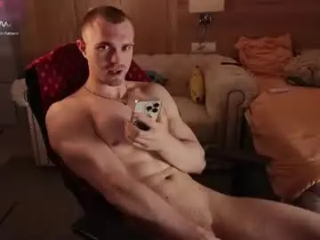 Chaturbate Live Sex Cam of mark_stiff