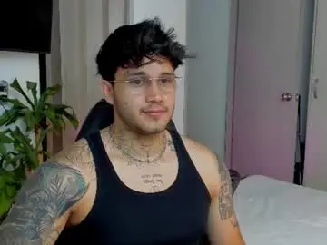 Chaturbate Free Porn Cam of im_deymon