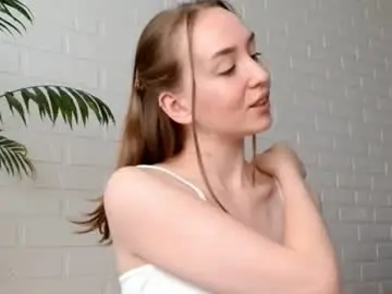 Chaturbate Live Sex Cam of whiteprincessluna