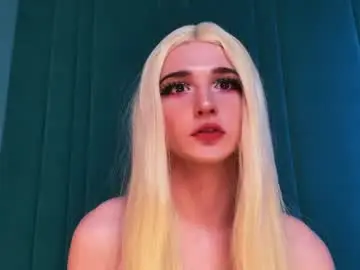 Chaturbate Sex Cam of dollfacedeluxe