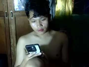 Chaturbate Live Sex of exotichugecock