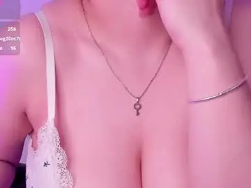 Chaturbate Sex Chat of jenniekim_18