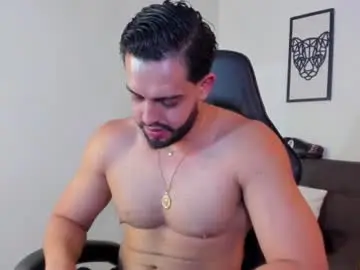 Chaturbate Live Sex Cam of mark_x23