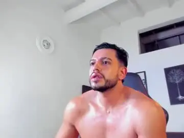 Chaturbate Live Sex Cam of mark_x23