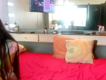 Chaturbate Live Sex Cam of petitestrawberry18