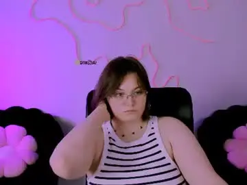 Chaturbate Live Sex Cam of freya_cute_
