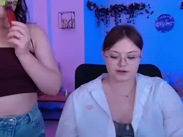 Chaturbate Sex Cam of freya_cute_