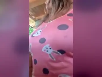 Chaturbate Live Porn of natashaboobs