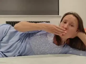 Chaturbate Live Porn of eatmypie69