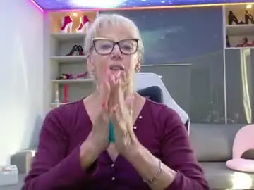 Chaturbate Live Sex Cam of fitcougarcb