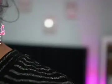 Chaturbate Free Porn Cam of hornylatimommy