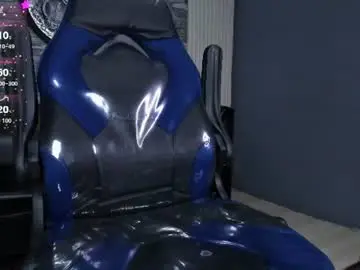 Chaturbate Free Live Porn of ian_diamond