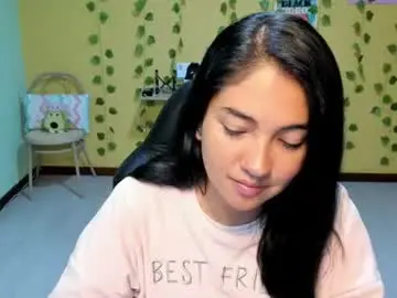 Chaturbate Live Porn of littleprety6969