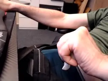 Chaturbate Live Sex Cam of wrangleat0r