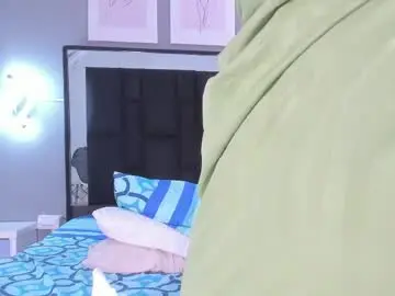 Chaturbate Adult Webcams of zoe_curvyy