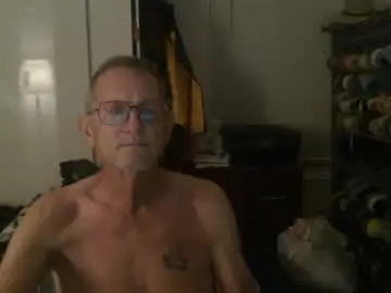 Chaturbate Live Sex Cam of troffer1020