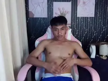 Chaturbate Live Sex Cam of amazing_harvey