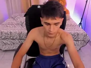 Chaturbate Best Webcam of aron_boyy