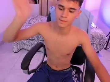 Chaturbate Private Sex Chat of aron_boyy