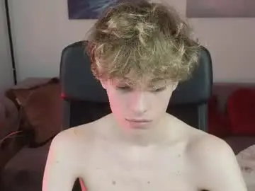 Chaturbate Adult Webcam of curly_twinkboy