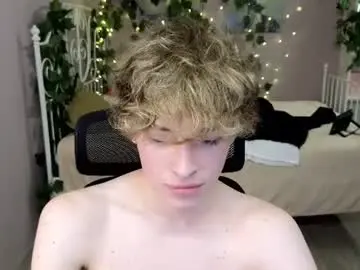Chaturbate Adult Webcams of curly_twinkboy