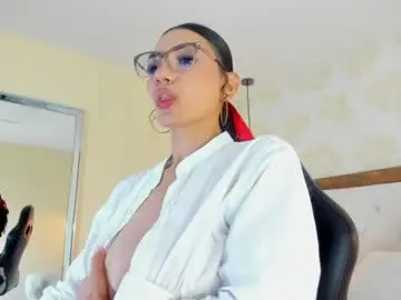 Chaturbate Nude Webcam of irisclark1