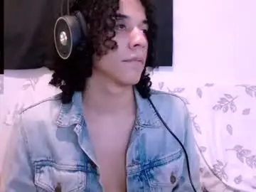 Chaturbate Live Sex Cam of isidroglasc