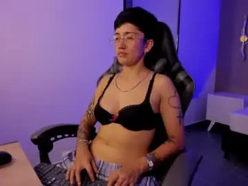 Chaturbate Live Sex of nelly_swan
