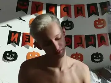 Chaturbate Live Sex Cam of leonlure