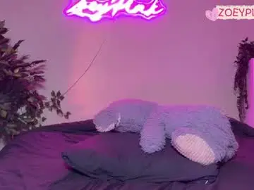 Chaturbate Live Sex of zoeythepinkmask