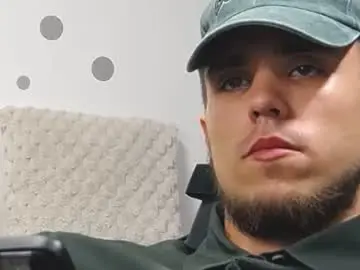 Chaturbate Live Sex of avgust__