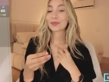 Chaturbate Watch Live Sex Cams of emyconneer