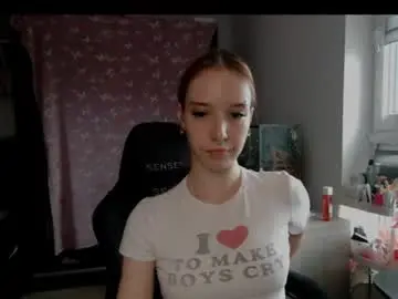 Chaturbate Live Sex Cam of foxsonya