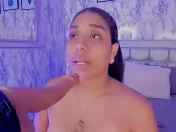 Chaturbate Live Sex Cam of giselle_up