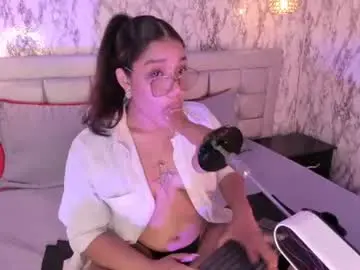 Chaturbate Watch Live Sex Cams of giselle_up