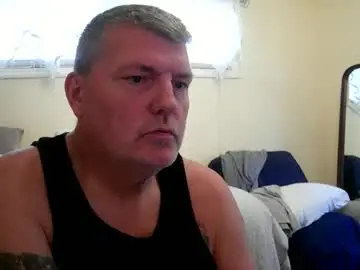 Chaturbate Sex Cam of marriedguyold