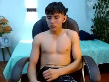 Chaturbate Watch Live Sex Cams of ryan_grayx