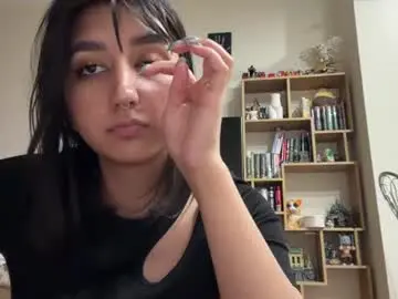 Chaturbate Live Sex Cam of tawnyamartinek