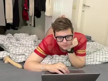 Chaturbate Watch Live Sex Cams of danielbelow