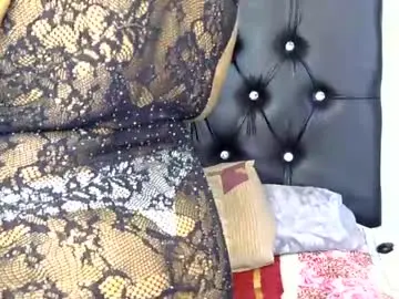 Chaturbate Sex Cam of grippinghoneybunny