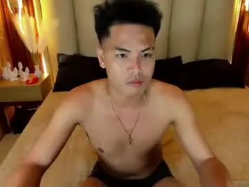 Chaturbate Watch Live Sex Cams of naughtyhugecock_arwin