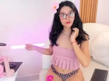 Chaturbate Sex Cam of tiny_ponce
