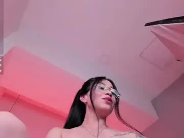 Chaturbate Live Sex Cam of nahomekuperth_