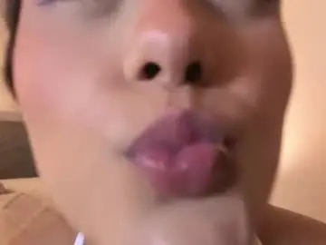 Chaturbate Live Sex of daddysgirrl1_