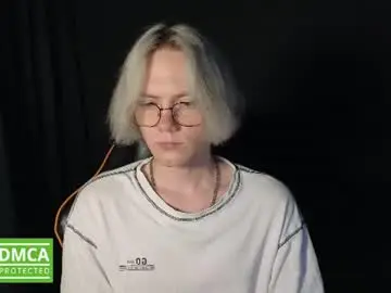 Chaturbate Free Live Porn of kirill_20_cm