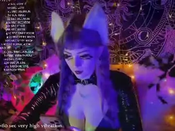 Chaturbate Live Sex Cam of mirareed
