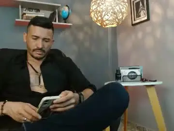 Chaturbate Watch Live Sex Cams of reiko_85_